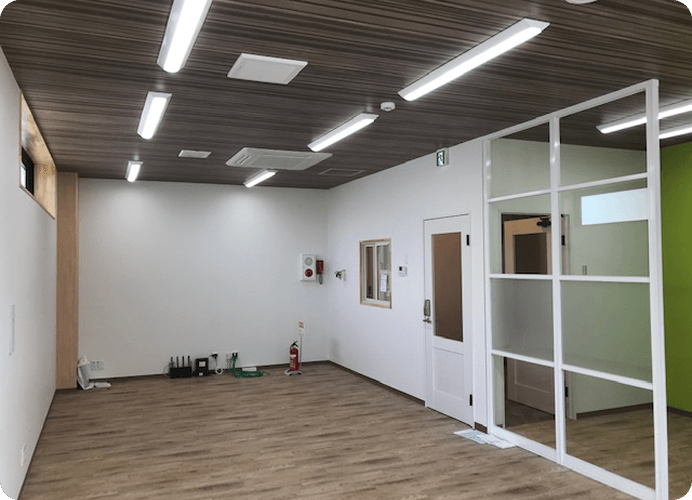 床の仕上げ工事