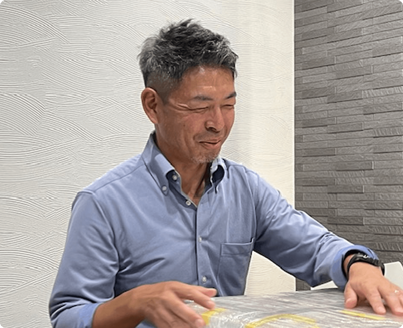 スタッフ紹介・インタビュー（秋場）